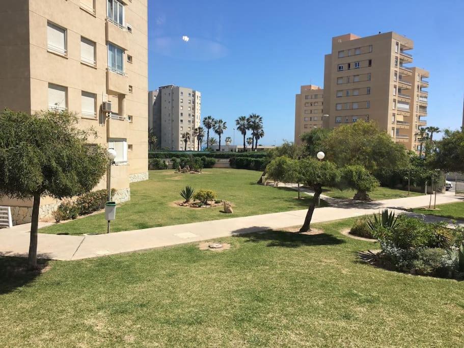 Apartamento Segunda Linea De Playa Con Piscina El Altet Esterno foto